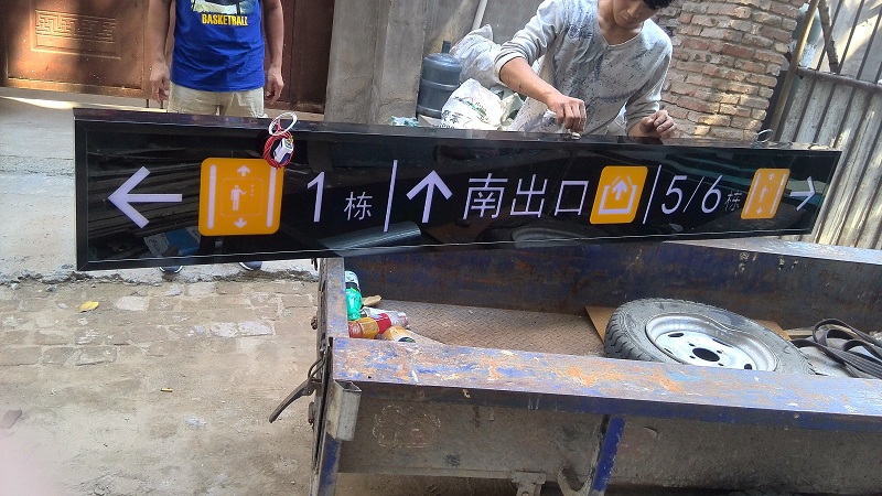 ���Ɵ���